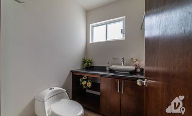 CASA EN VENTA EN SAN JUAN DEL RIO, QUERETARO