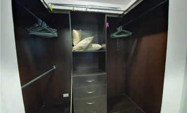 VENTA DE APARTAMENTO AMOBLADO PARA INVERSION CINTA COSTERA PH DESTINY