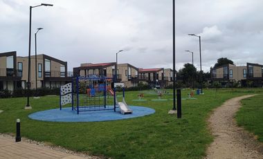 casa en arriendo en cota. Cod A6968301