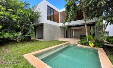 Estrena Lujosa Casa Nueva en Oasis, Yucatán Country Club