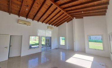 VENTA DE CASA EN Juana Koslay