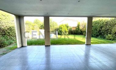 VENDO A PRECIO INCREIBLE CASA EN SANTA ELENA BARRIO LAGUNA