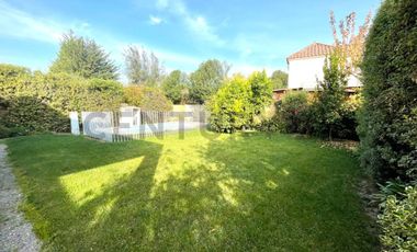 VENDO A PRECIO INCREIBLE CASA EN SANTA ELENA BARRIO LAGUNA