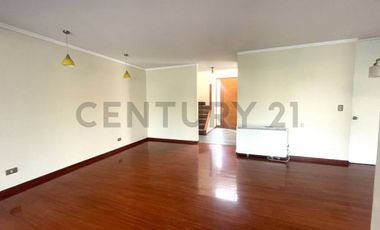 VENDO A PRECIO INCREIBLE CASA EN SANTA ELENA BARRIO LAGUNA