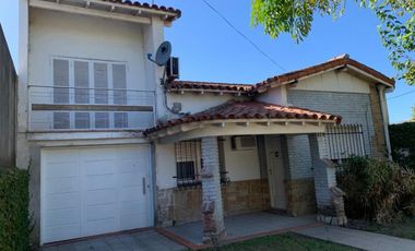 CASA EN EXCELENTE ESTADO APTA CREDITO HIPOTECARIO