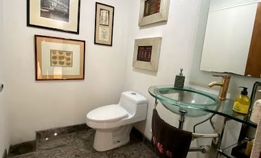 SE VENDE CASA EN CIRCUNVALACION PONIENTE CIUDAD SATELITE