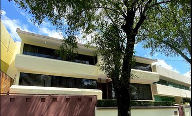 SE VENDE CASA EN CIRCUNVALACION PONIENTE CIUDAD SATELITE