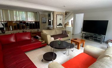 SE VENDE CASA EN CIRCUNVALACION PONIENTE CIUDAD SATELITE