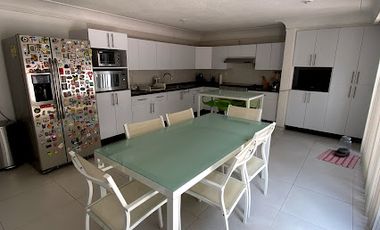 SE VENDE CASA EN CIRCUNVALACION PONIENTE CIUDAD SATELITE