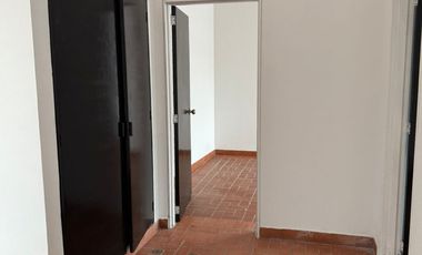 casa en arriendo en el rosal. Cod A3246