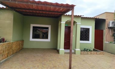 VENDO CASA DE 1 PLANTA EN LA JOYA