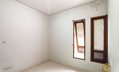 RUMAH MURAH DESAIN ELIT 5 MENIT KE TOL NUSA DUA BALI