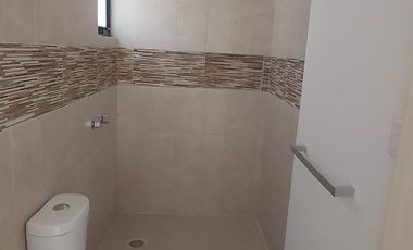 CASA CON ACABADOS DE LUJO CD MADERAS