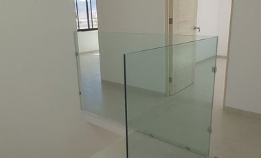 CASA CON ACABADOS DE LUJO CD MADERAS