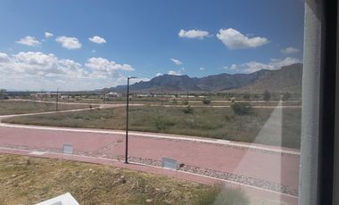 CASA CON ACABADOS DE LUJO CD MADERAS