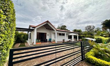 casa campestre en venta en la mesa. Cod V1460