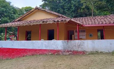 VENTA FINCA TITIRIBI, SUROESTE ANTIOQUEÑO