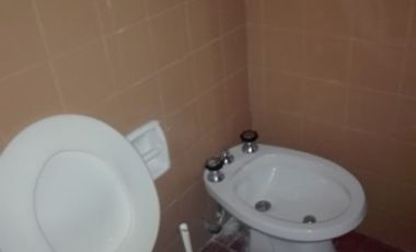 CENTRO: VENDO DEPTO DE 1 DORMITORIO (INTERNO), ENTRE CAÃADA Y FRAGUEIRO (FRENTE SUPER BUENOS DIAS) CON RENTA