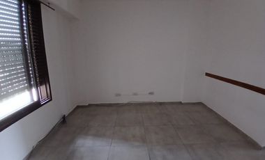 CENTRO: VENDO DEPTO DE 1 DORMITORIO (INTERNO), ENTRE CAÃADA Y FRAGUEIRO (FRENTE SUPER BUENOS DIAS) CON RENTA