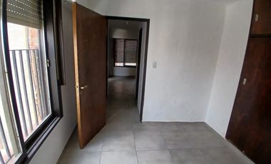CENTRO: VENDO DEPTO DE 1 DORMITORIO (INTERNO), ENTRE CAÃADA Y FRAGUEIRO (FRENTE SUPER BUENOS DIAS) CON RENTA