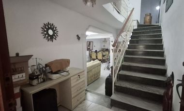 apartamento en arriendo en conjunto residencial santa cruz piso 6. Cod A13873