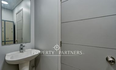 Excelente oportunidad de arriendo en hermosa casa comercial Ñuñoa.