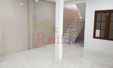 Sewa Rumah di Semarang Indah( Yl 1147 )