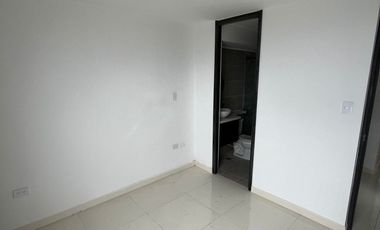 apartamento en arriendo en prados del este. Cod A3389