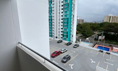 apartamento en arriendo en prados del este. Cod A3389