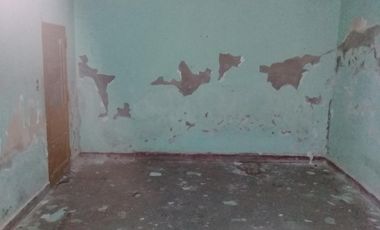 CASA EN LOTE PROPIO PARA RECICLAR O DEMOLER