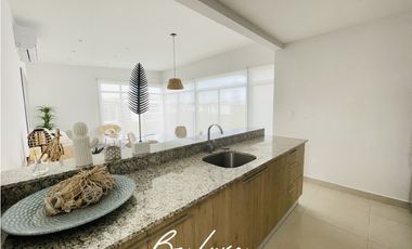 VENTA CASA DE PLAYA A ESTRENAR EN CORONADO PH CASA E´ CAMPO (2)