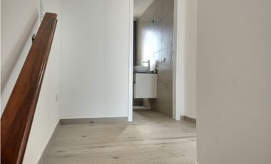 DUPLEX A ESTRENAR