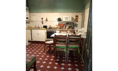 VENTA / CHALET / CASONA ANTIGUA / 7 AMBIENTES / LA PERLA MAR DEL PLATA