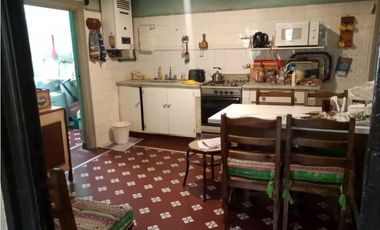 VENTA / CHALET / CASONA ANTIGUA / 7 AMBIENTES / LA PERLA MAR DEL PLATA