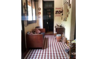 VENTA / CHALET / CASONA ANTIGUA / 7 AMBIENTES / LA PERLA MAR DEL PLATA