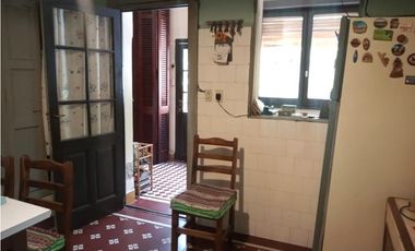 VENTA / CHALET / CASONA ANTIGUA / 7 AMBIENTES / LA PERLA MAR DEL PLATA