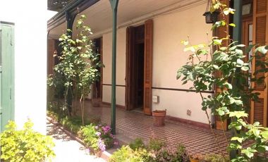 VENTA / CHALET / CASONA ANTIGUA / 7 AMBIENTES / LA PERLA MAR DEL PLATA