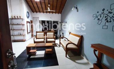 casa en arriendo en los pinos. Cod A66430