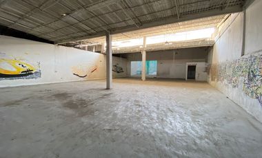 Bodega en Venta en Colonia Santiago, Puebla, Ideal para Actividades Comerciales