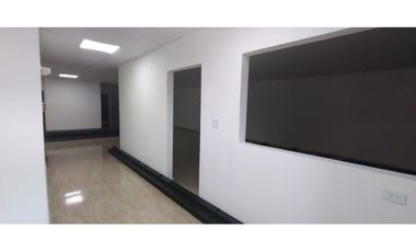 Alquiler de local comercial en Pedregal, 150 mts