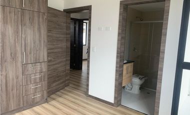 VENDO HERMOSA CASA POR ESTRENAR QUITO (SECTOR TUMBACO)
