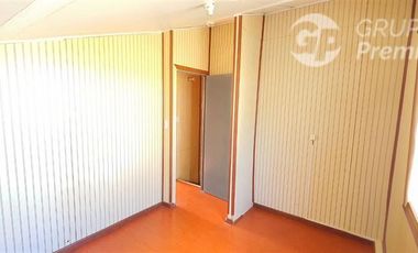 Casa CASI NUEVA vendo en Carahue. 3d. 1b. 1e. Accesibilidad.