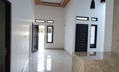 Rumah Hadap Utara 12 Menit ke Summarecon Mall Bekasi Siap KPR J-38681