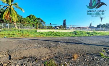 LOTE COMERCIAL EN PANAMERICANA