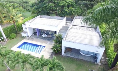 casa en venta en la planta. Cod V108118