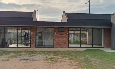 casa en venta en la ceja. Cod V5291