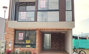 casa en venta en la ceja. Cod V5291