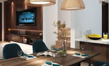 Luxuary Townhouse 2 lantai dgn private swimming pool di Tanjung barat,Jaksel