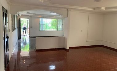 SE ALQUILA CON OPCIÓN A COMPRA CASA LA CHORRERA BARRIO BALBOA