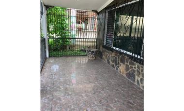 SE ALQUILA CON OPCIÓN A COMPRA CASA LA CHORRERA BARRIO BALBOA